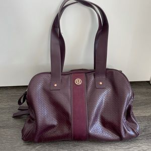 Lulu vegan leather gym bag